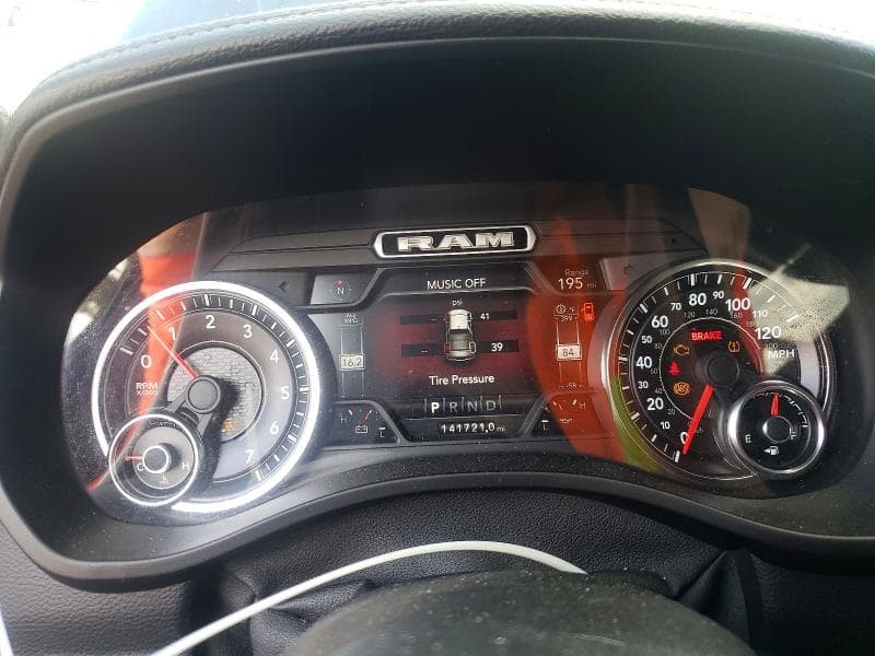 2019 RAM 1500 LARAMIE 9