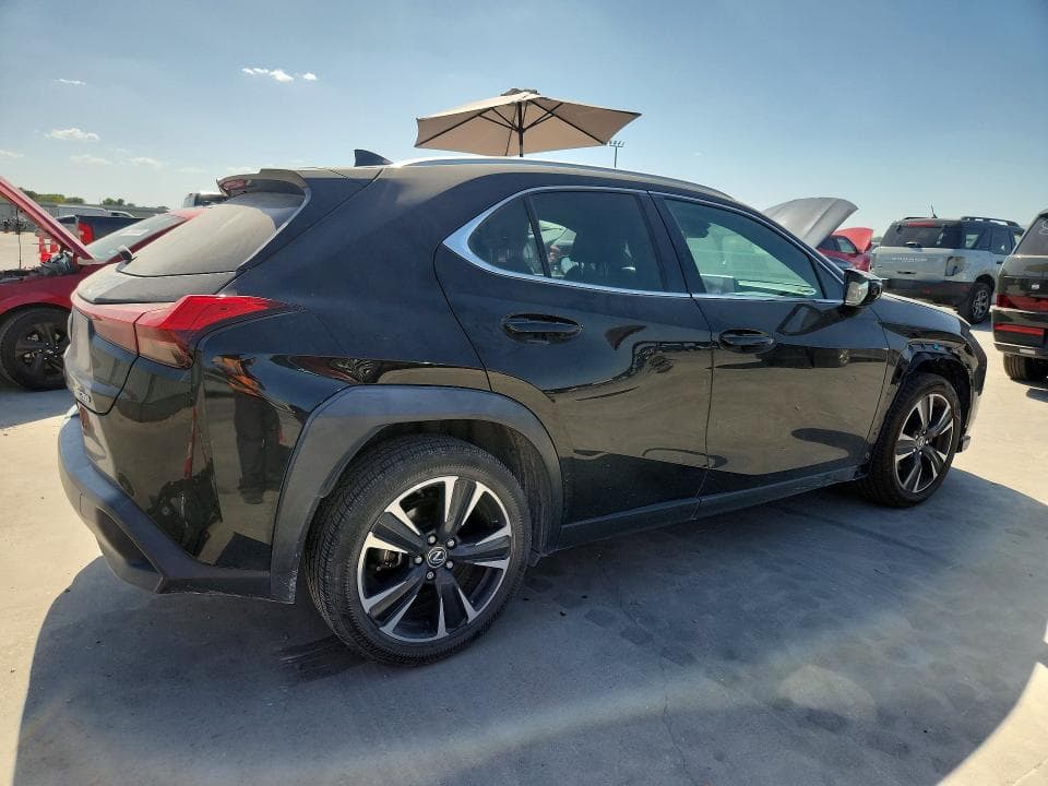 2020 LEXUS UX 200 3