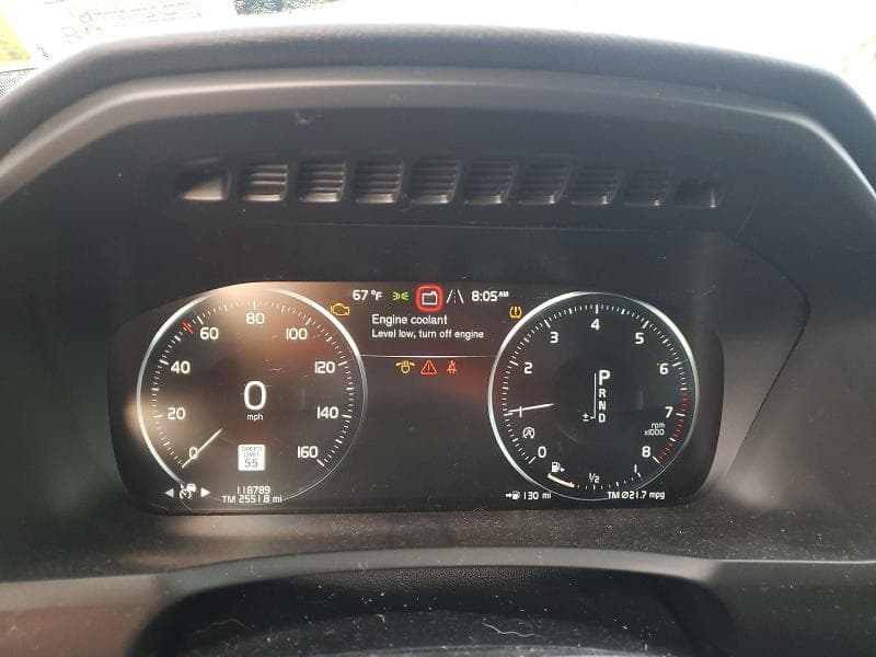 2018 VOLVO XC90 T5 9