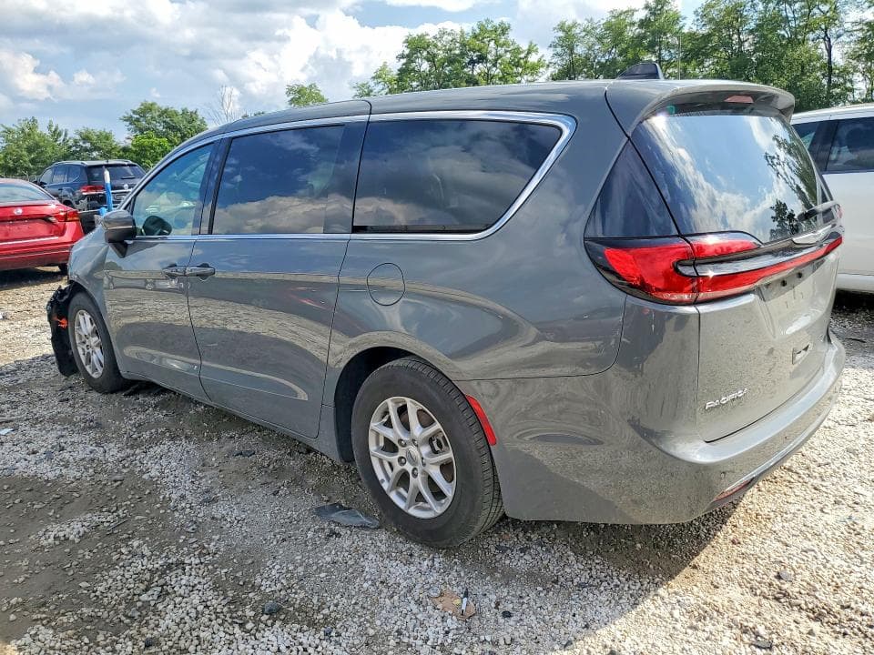 2023 CHRYSLER PACIFICA TOURING L 2