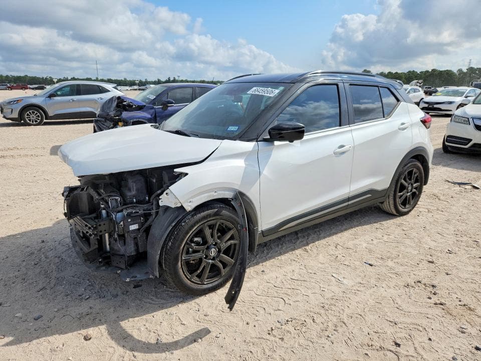 2021 NISSAN KICKS SR - 1