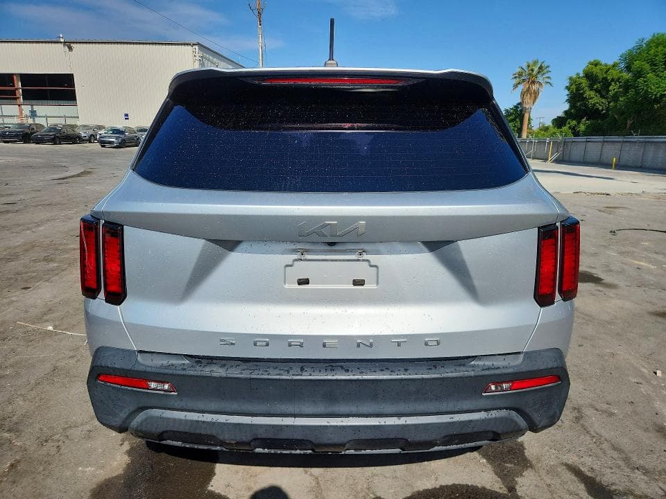 2022 KIA SORENTO LX 6