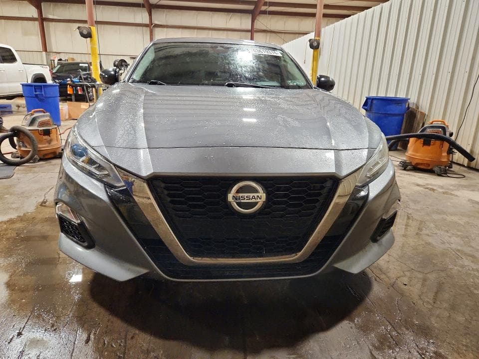 2021 NISSAN ALTIMA SR 5