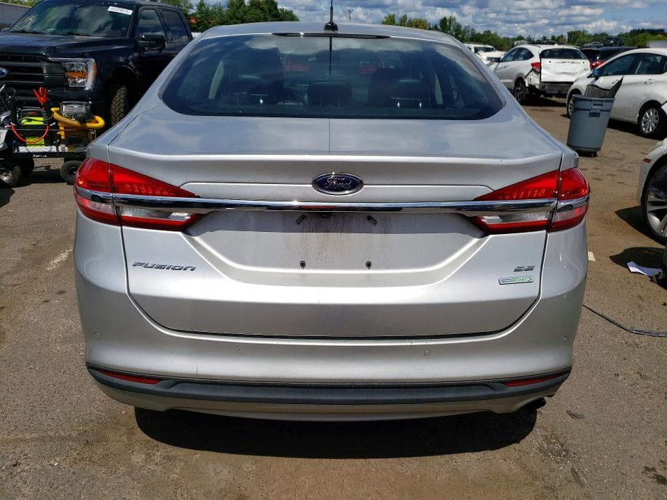 2017 FORD FUSION SE 6