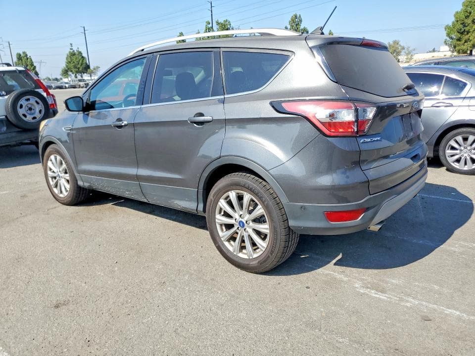 2018 FORD ESCAPE TITANIUM 2