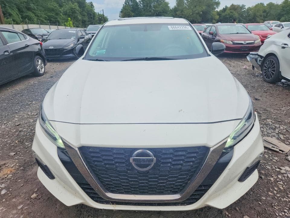 2019 NISSAN ALTIMA SR 5
