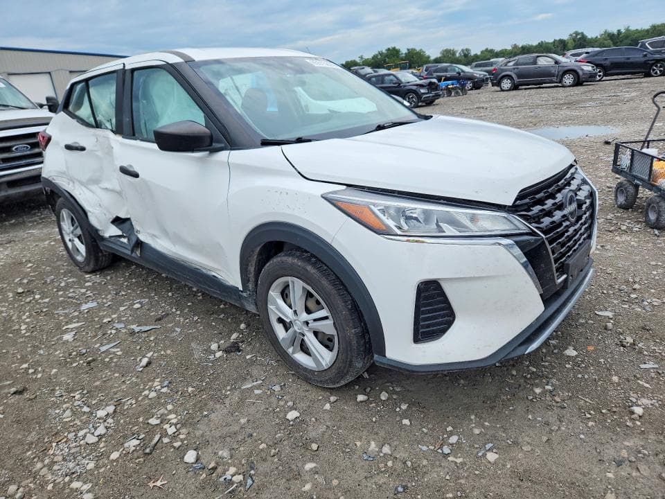 2023 NISSAN KICKS S 4