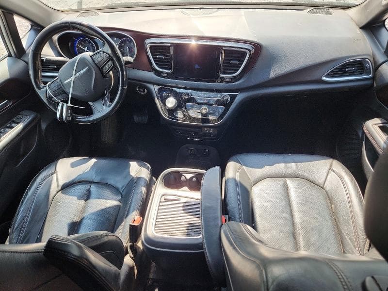 2019 CHRYSLER PACIFICA TOURING L PLUS 8