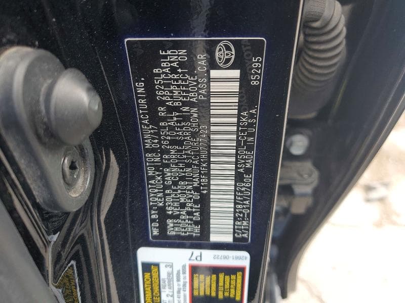 2017 TOYOTA CAMRY SE 12