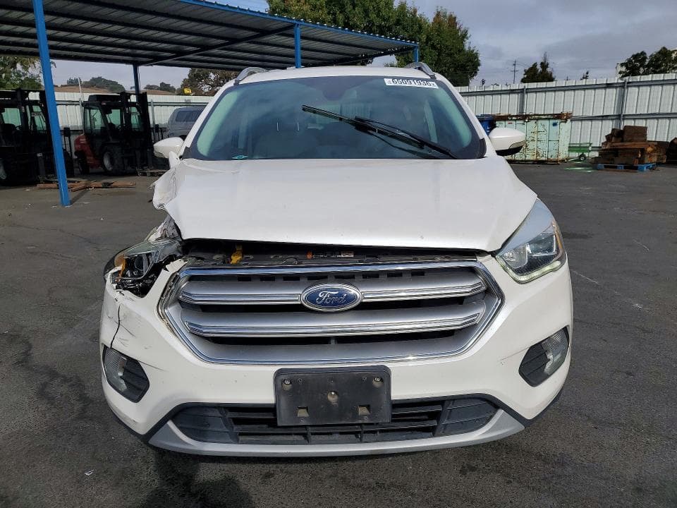 2017 FORD ESCAPE TITANIUM 5