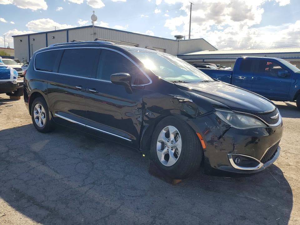 2017 CHRYSLER PACIFICA TOURING L PLUS 4