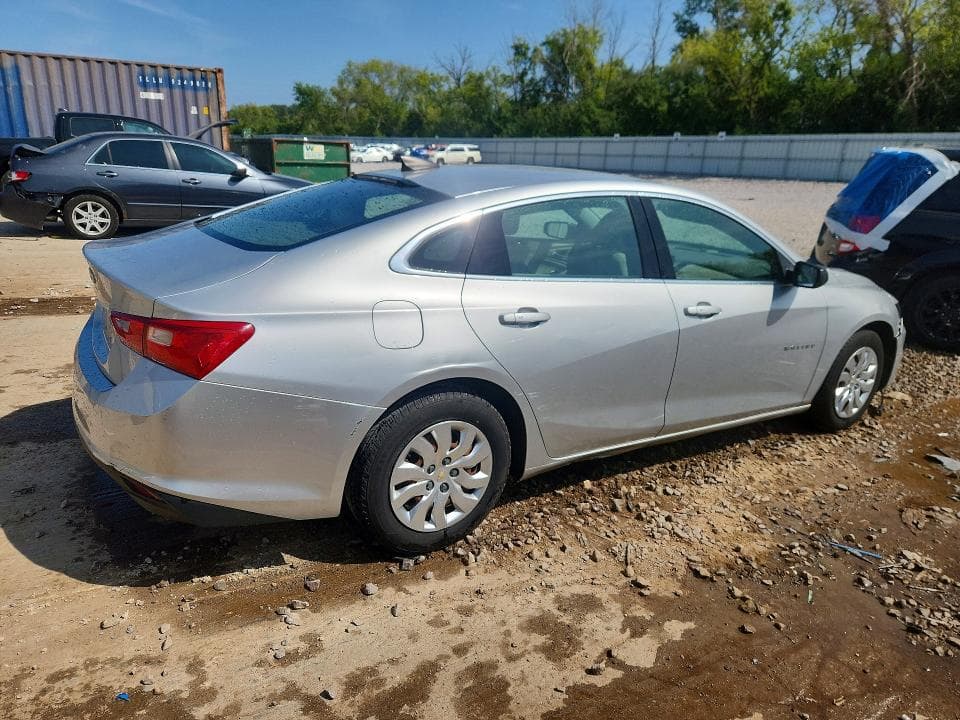 2017 CHEVROLET MALIBU L 3