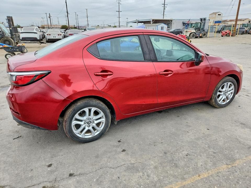 2017 TOYOTA YARIS IA BASE 3