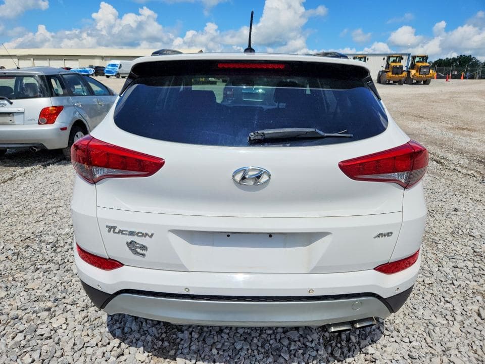 2017 HYUNDAI TUCSON VALUE 6