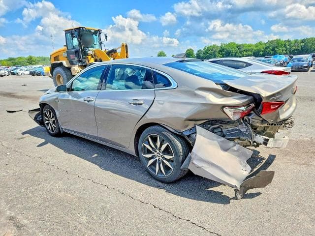 2017 CHEVROLET MALIBU LT 2