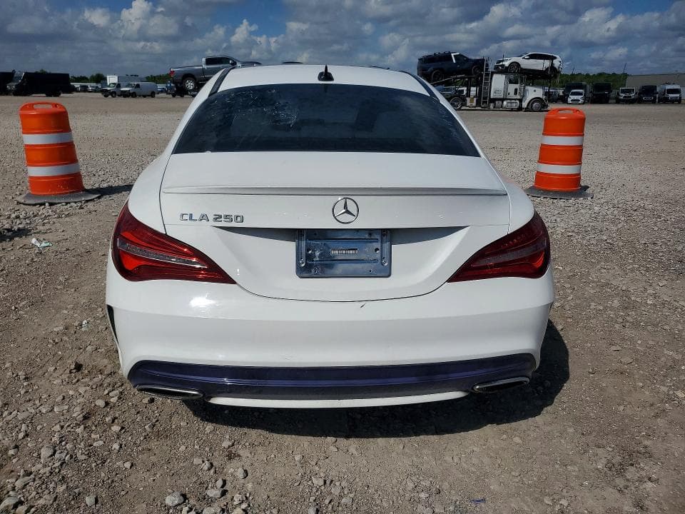 2019 MERCEDES-BENZ CLA 250 6
