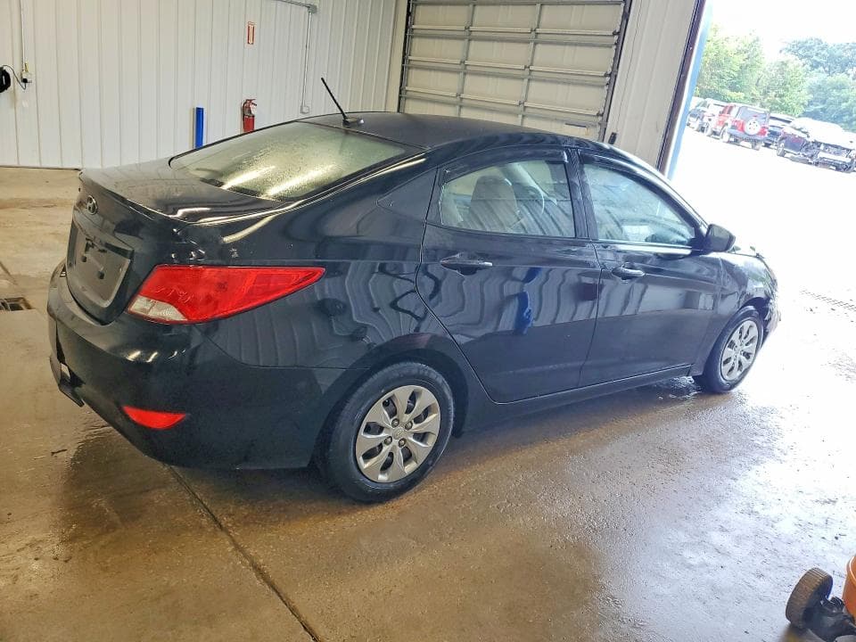 2017 HYUNDAI ACCENT SE 3