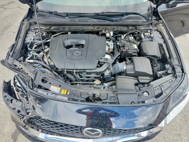 2023 MAZDA 3 SELECT 11