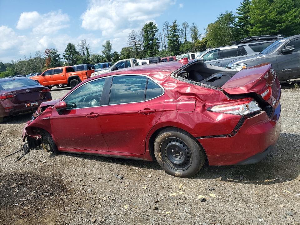 2020 TOYOTA CAMRY LE 2