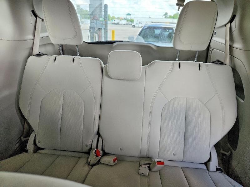 2017 CHRYSLER PACIFICA TOURING 10