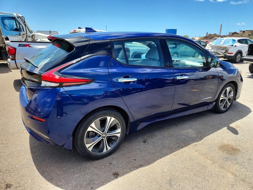 2018 NISSAN LEAF SL 3