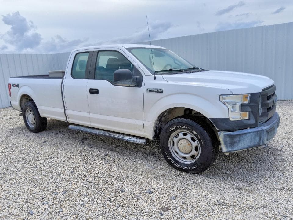2017 FORD F150 SUPER CAB 4