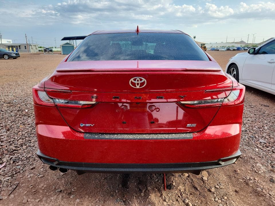 2025 TOYOTA CAMRY SE 6