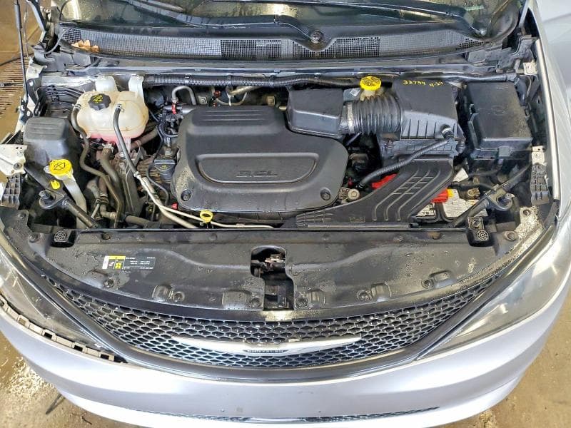 2021 CHRYSLER VOYAGER L 12