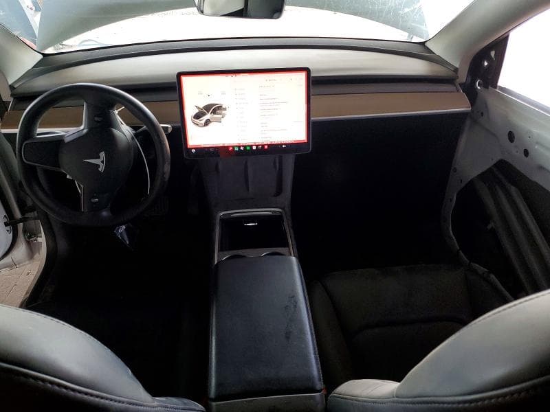 2021 TESLA MODEL Y 8