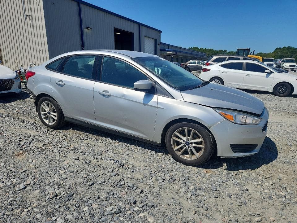 2018 FORD FOCUS SE 4
