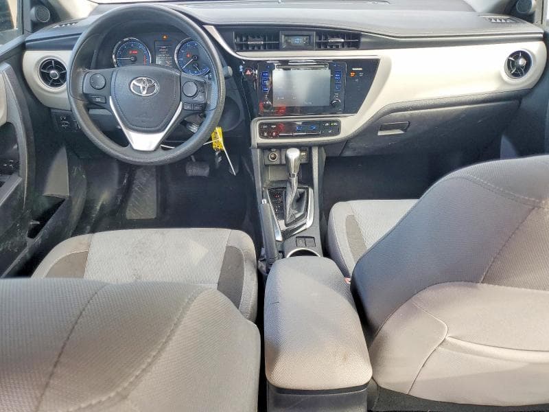 2017 TOYOTA COROLLA LE 8