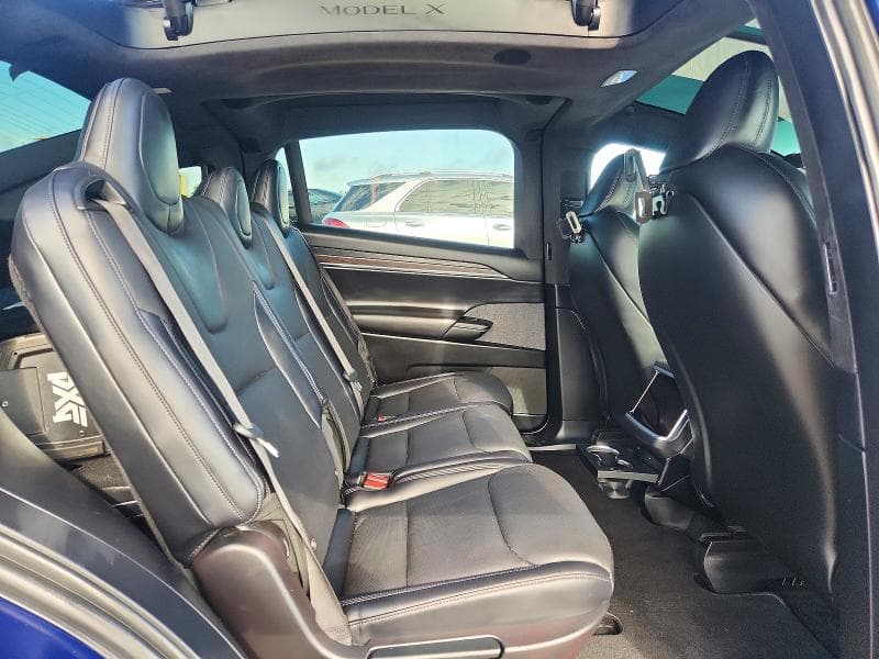 2022 TESLA MODEL X 11