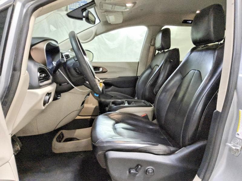 2020 CHRYSLER VOYAGER LXI 7