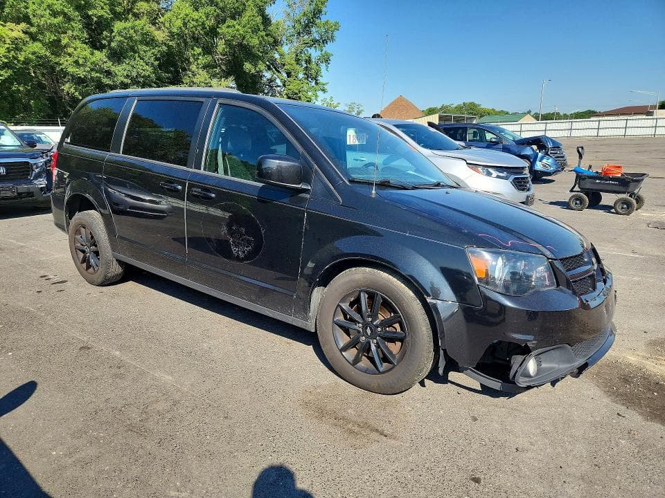 2019 DODGE GRAND CARAVAN GT 4