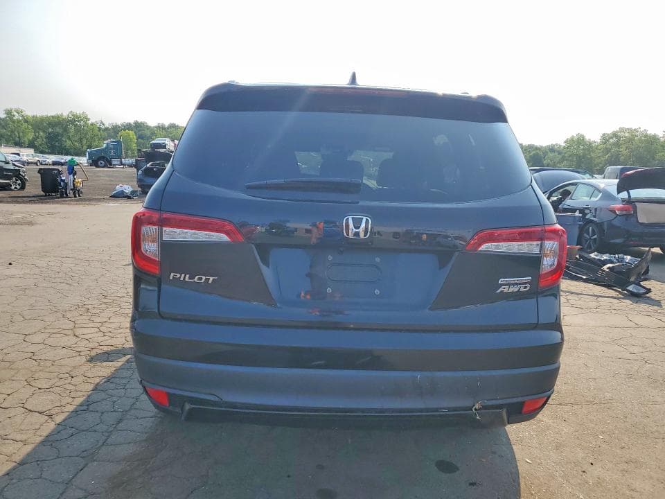2022 HONDA PILOT SE 6