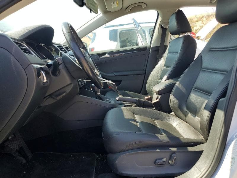 2017 VOLKSWAGEN JETTA SEL 7