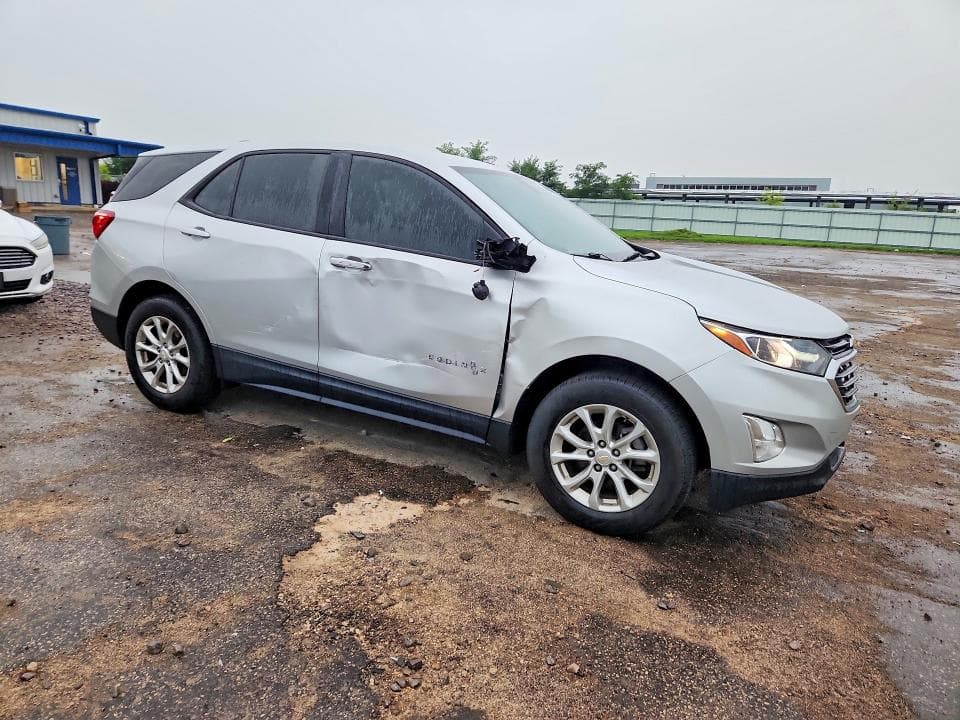 2018 CHEVROLET EQUINOX LS 4