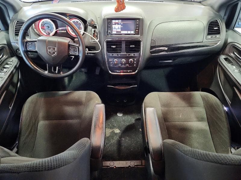 2019 DODGE GRAND CARAVAN SE 8