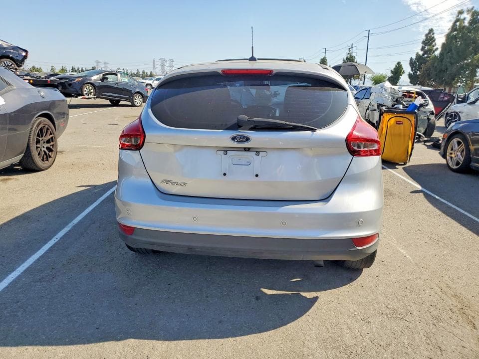 2017 FORD FOCUS SEL 6