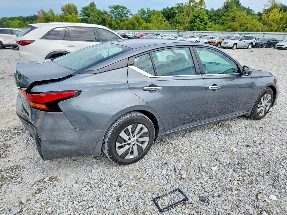 2019 NISSAN ALTIMA S 3