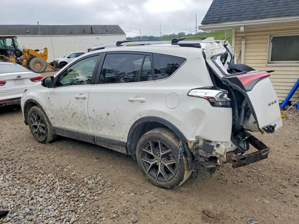 2017 TOYOTA RAV4 SE 2