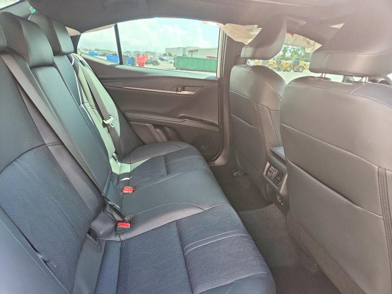 2025 TOYOTA CAMRY XSE 10
