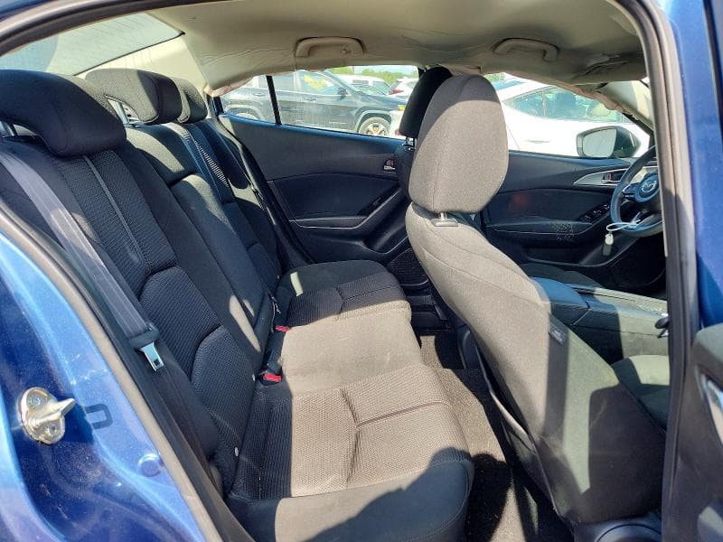 2018 MAZDA 3 SPORT 10