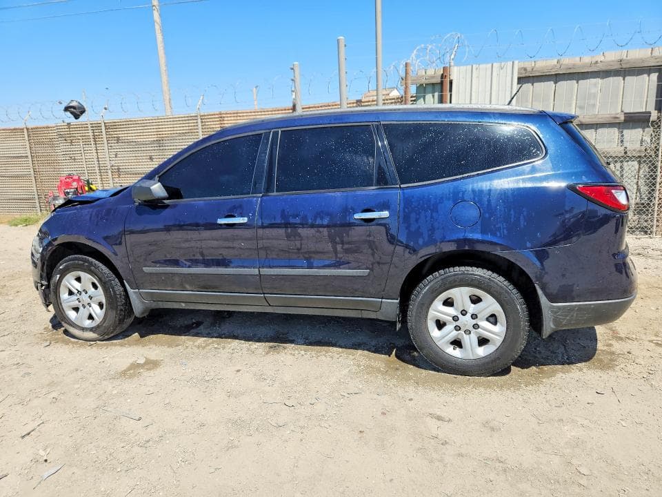 2017 CHEVROLET TRAVERSE LS 2