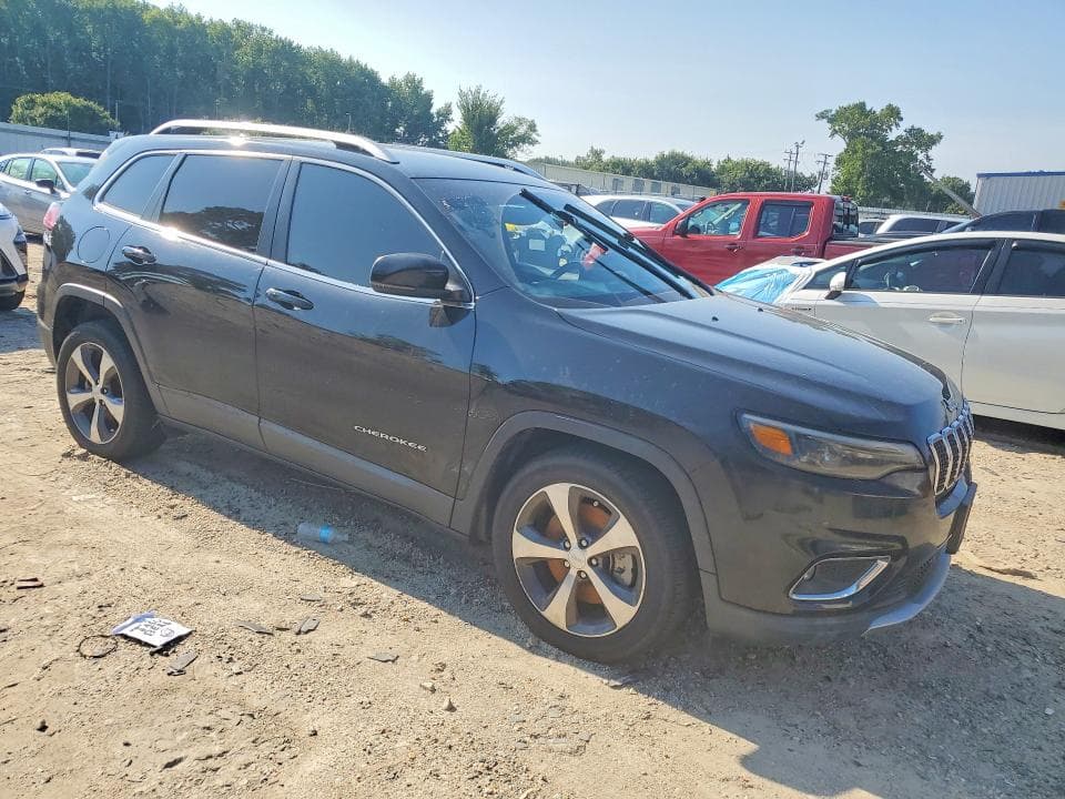 2019 JEEP CHEROKEE LIMITED 4