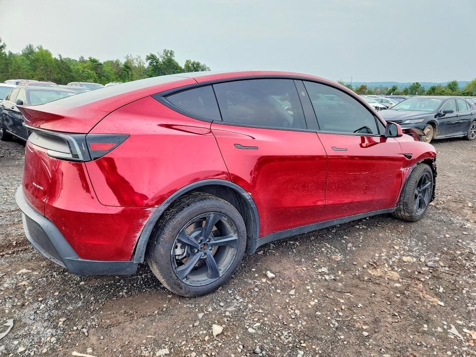 2026 TESLA MODEL Y 3