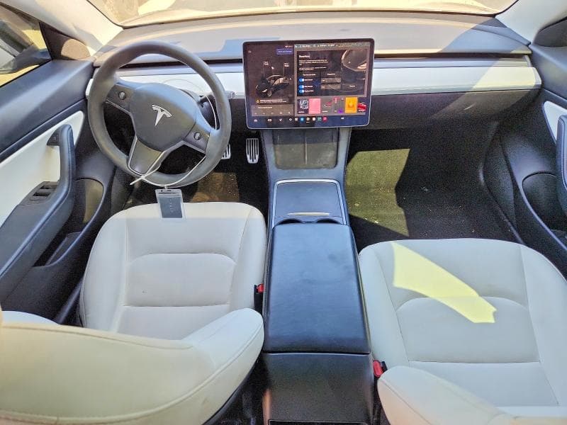 2021 TESLA MODEL 3 8