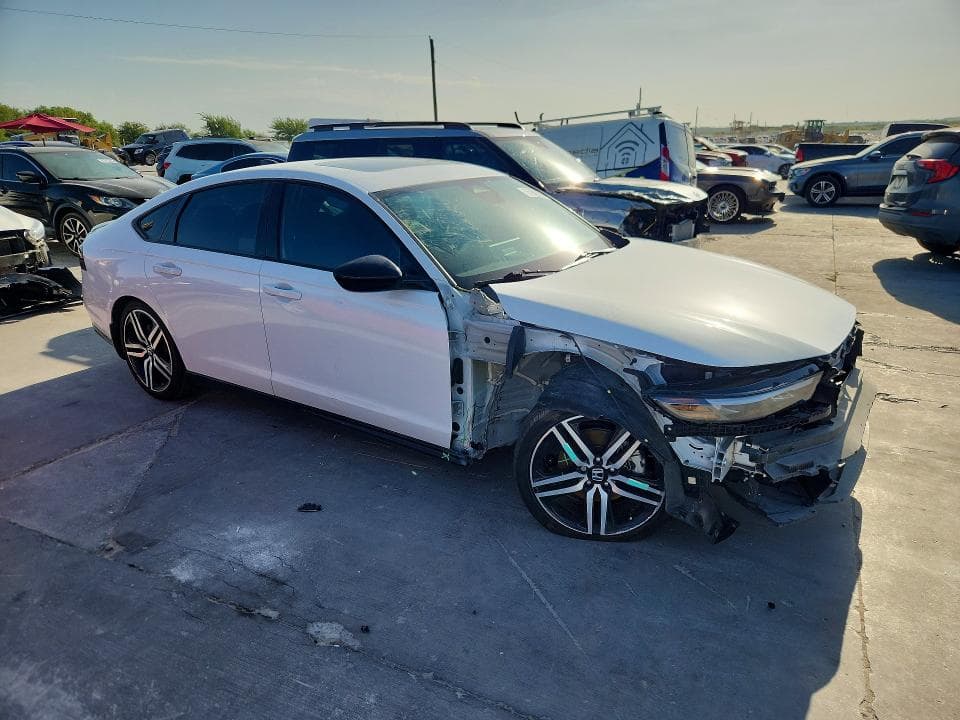 2025 HONDA ACCORD HYBRID SPORT-L 4