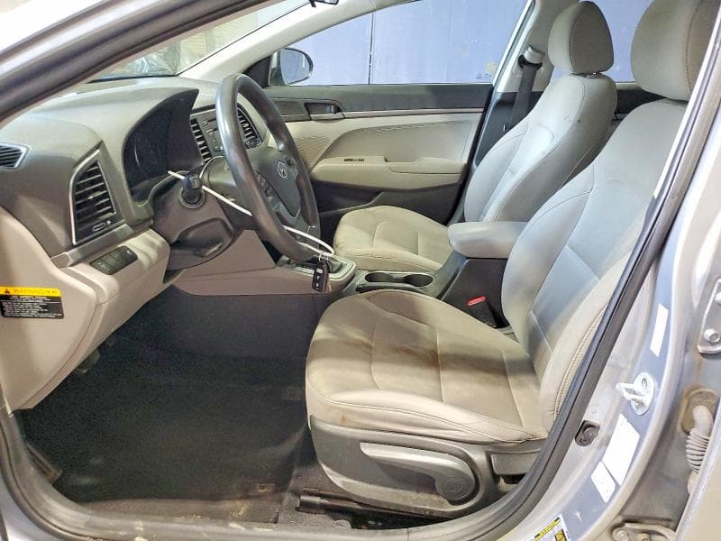 2017 HYUNDAI ELANTRA SE 7