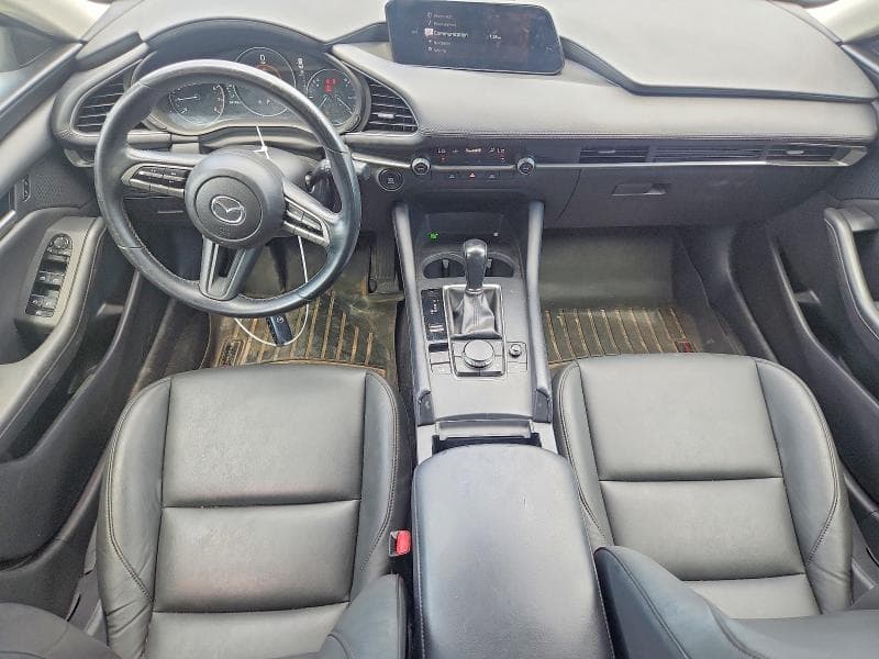 2022 MAZDA 3 SELECT 8